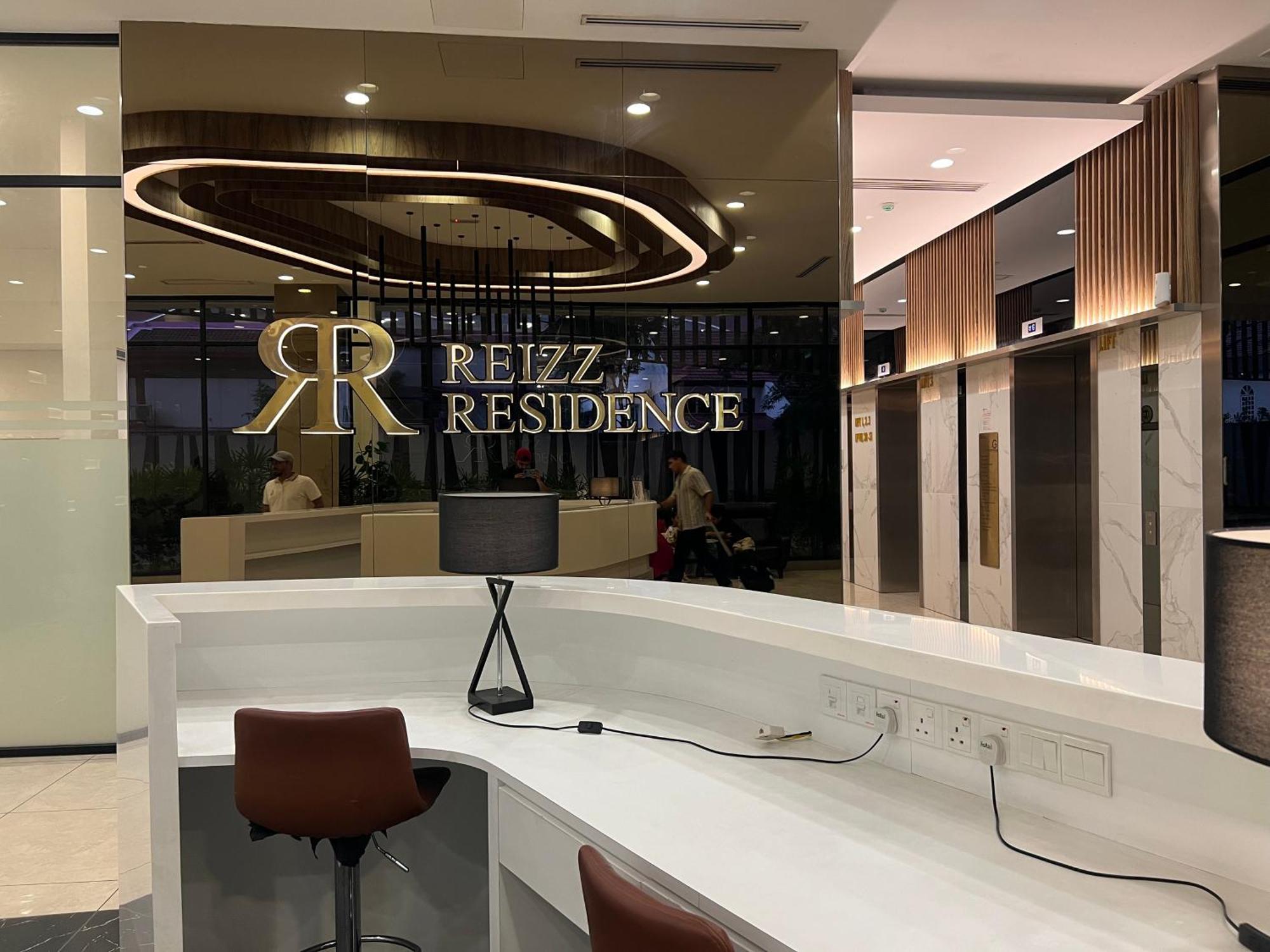 Reizz Residence By Elysium Куала-Лумпур Экстерьер фото